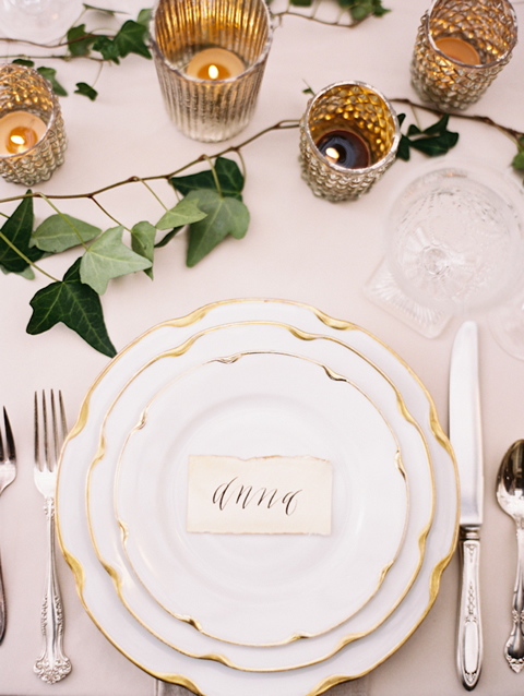 www.classicvintagerentals.com  0043 - Limoges Dinner Plates