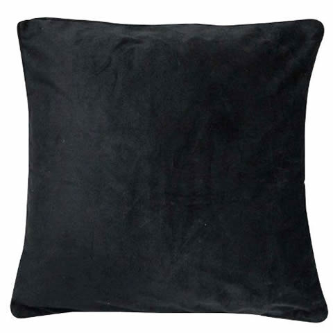 www.classicvintagerentals.com ? 0050 - Black Velvet Pillow