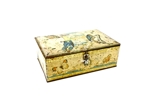 www.classicvintagerentals.com ? 0082 - Butterfly Tin

