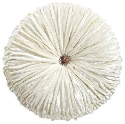www.classicvintagerentals.com ? 0092 - Lilly Velvet Pillow