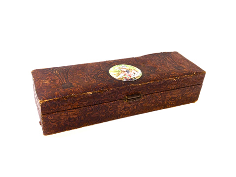 www.classicvintagerentals.com ? 0126 - Victorian Glove Box