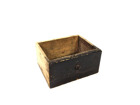www.classicvintagerentals.com ? 0296 - Atkins Wood Box