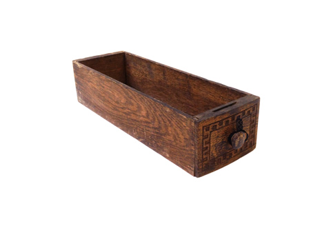 www.classicvintagerentals.com ? 0424 - Armory Sewing Drawer