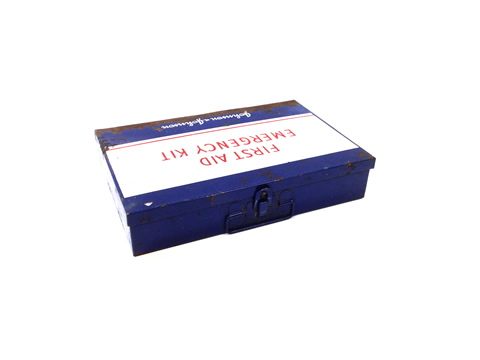 www.classicvintagerentals.com ? 0529 - Emergency First Aid