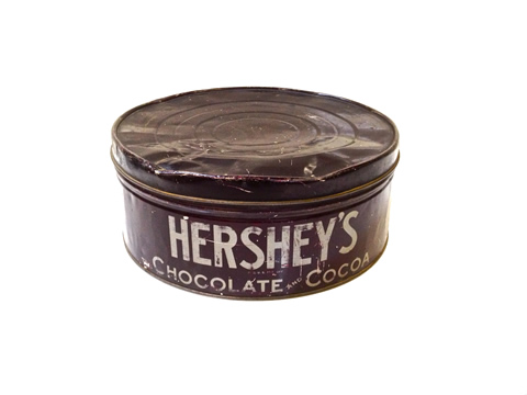 www.classicvintagerentals.com ? 0560 - Hershey's Brown Tin