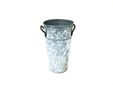 www.classicvintagerentals.com ? 0571 - Drake Galvanized Bucket