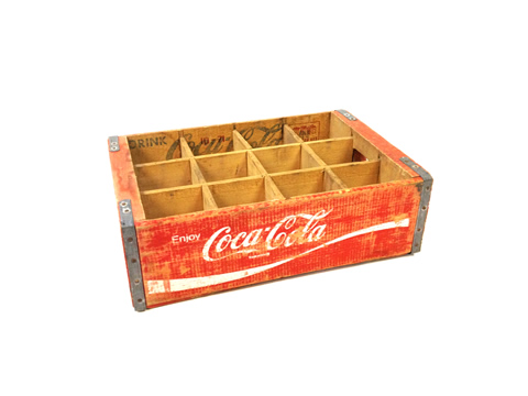 www.classicvintagerentals.com ? 0948 - Coke Crate with dividers