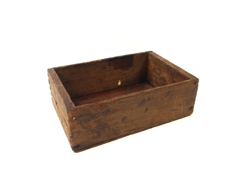 www.classicvintagerentals.com ? 0950 - Travis Wood Box