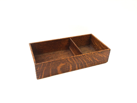 www.classicvintagerentals.com ? 0979 - Hank Wood Box