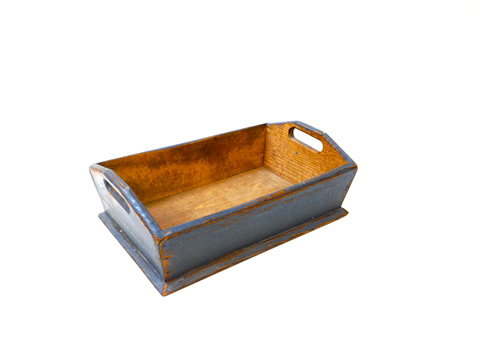 www.classicvintagerentals.com ? 1068 - Dusty Wood Container