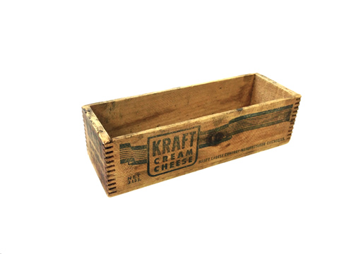 www.classicvintagerentals.com ? 1087 - Kraft Wood Box