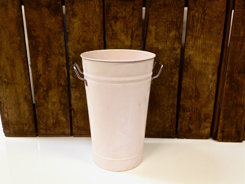 www.classicvintagerentals.com ? 1593 - Talia Pink Bucket