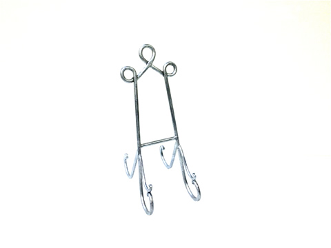 www.classicvintagerentals.com ? 1764 - Medium Silver Easel