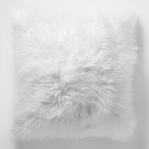 www.classicvintagerentals.com ? 1920 - White Mongolian Pillow