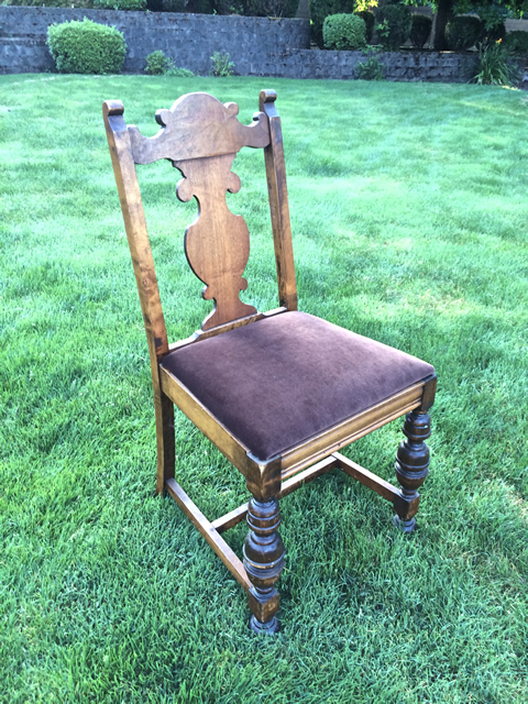 www.classicvintagerentals.com ? 2206 - Andrew Wood Chair