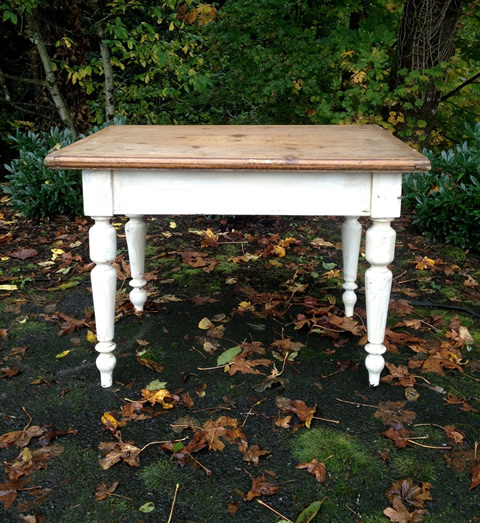 www.classicvintagerentals.com  2242 - Percy Farm Table
