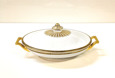 www.classicvintagerentals.com ? 3249 - Bavaria Serving Dish