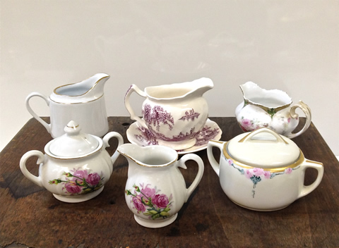 www.classicvintagerentals.com ? 3558 - China Cream & Sugar