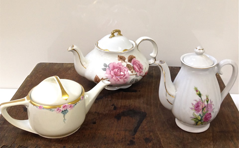 www.classicvintagerentals.com ? 3683 - China Teapots