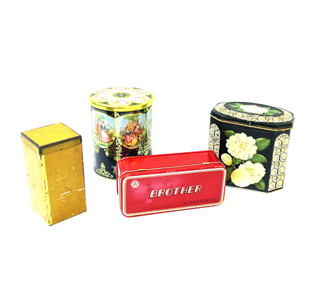 www.classicvintagerentals.com ? 3894 - Assorted Tins