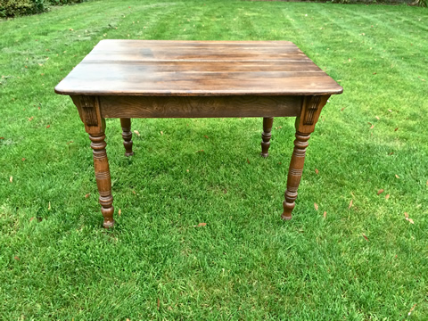 www.classicvintagerentals.com  4056 - Julie Wood Table
