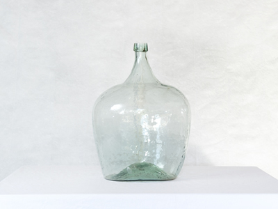 www.classicvintagerentals.com ? 4378 - Connor Demijohn