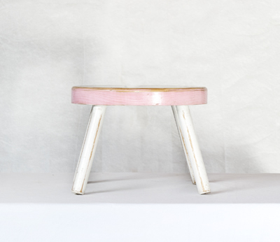 www.classicvintagerentals.com ? 4404 - Eva Pink Stool