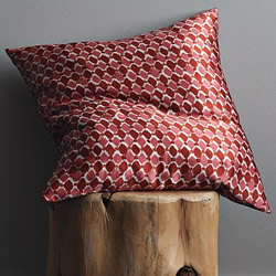 4541 - Kai Silk Pillow