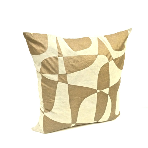 www.classicvintagerentals.com ? 4562 - Jon Paul Pillow
