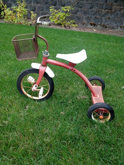 www.classicvintagerentals.com ? 4618 - Finley Tricycle