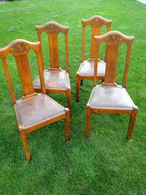 www.classicvintagerentals.com ? 4619 - Franklin Brown Chair