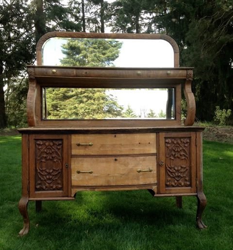 www.classicvintagerentals.com  5007 - Houston Wood Buffet