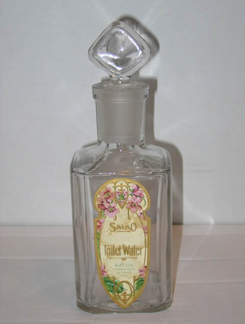 www.classicvintagerentals.com ? 5757 - Salko Perfume Bottle