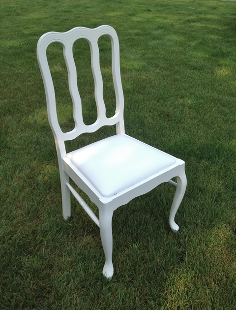 www.classicvintagerentals.com ? 8064 - Lionel White Chair