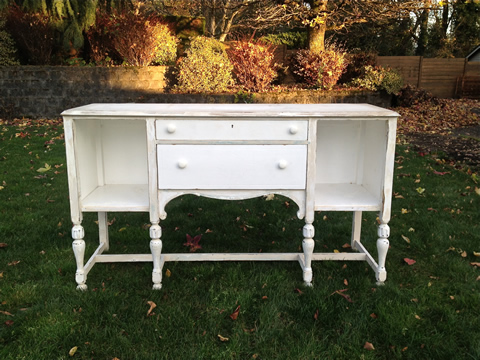 www.classicvintagerentals.com ? 8205 - Madison Cream Buffet