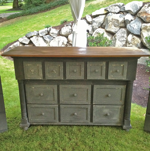 www.classicvintagerentals.com ? 8488 - Edie Buffet