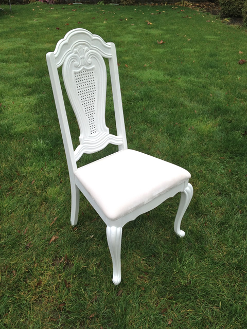 www.classicvintagerentals.com ? 8161 - Rebecca White Chair